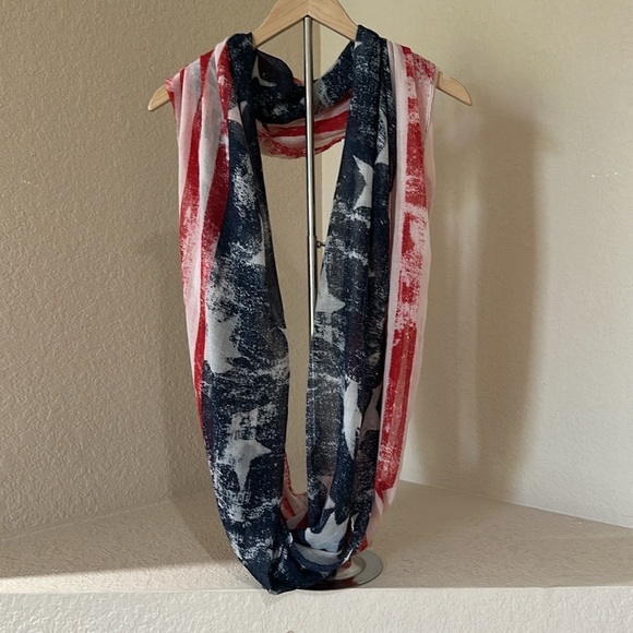American Flag Print Infinity Scarf - Picture 1 of 4